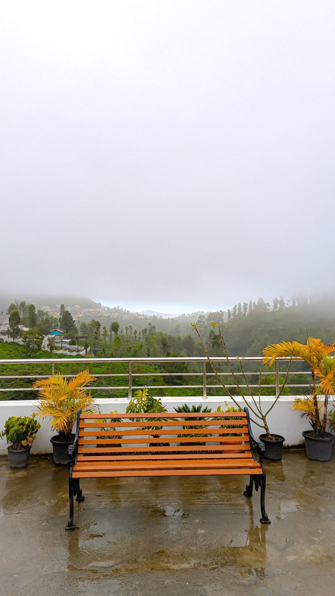 Valley View Inn, Kotagiri Bagian luar foto